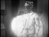 Wheel In Space cyberman fires